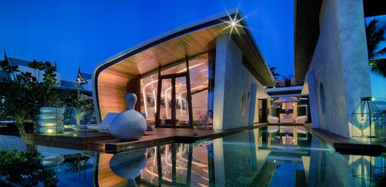 LUXURY VILLAS